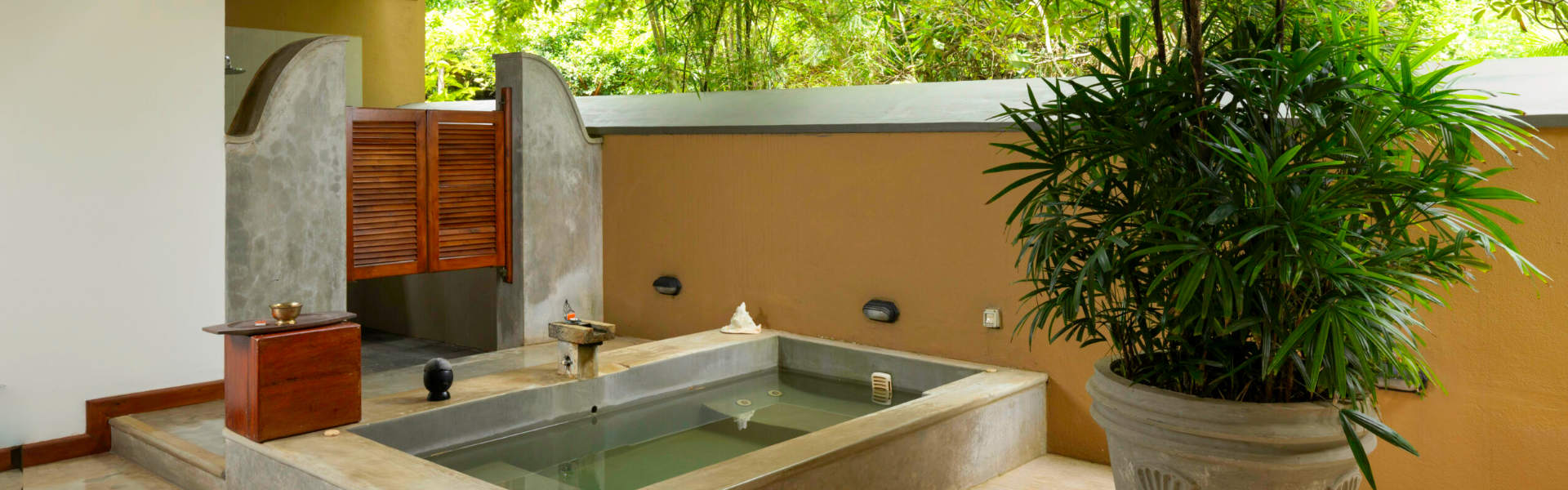 Top Luxury Plunge Pool Villas in Sri Lanka for a Romantic Getaway